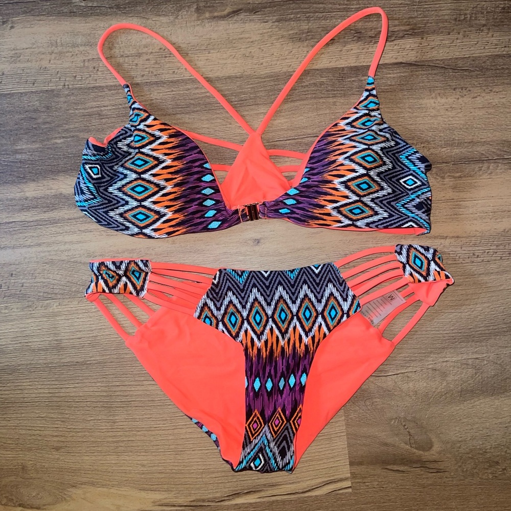 Khongboon - reversible swim suit!